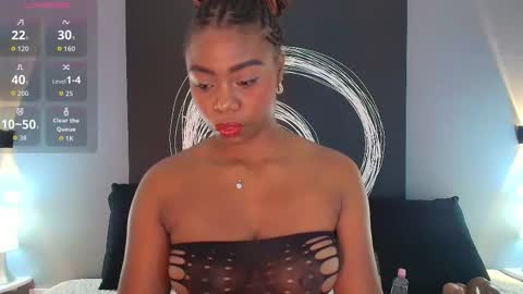 Snapshot of shanyqueen chatting on 16, 12, 2025 SHANY online show from 16, 12, 2025