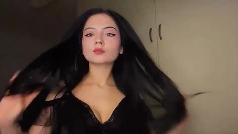 sharelgilvin online show from 11, 11, 2025