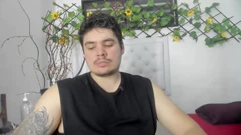Snapshot of sharkmerlin chatting on 15, 9, 2025 jhon deibyd online show from 15, 9, 2025