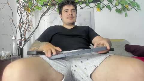 Snapshot of sharkmerlin chatting on 25, 9, 2025 jhon deibyd online show from 25, 9, 2025