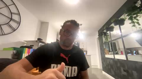 Sharksboy online show from 1, 3, 2026