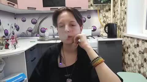 Snapshot of sharleenyodis chatting on 11, 6, 2026 Sara online show from 11, 6, 2026