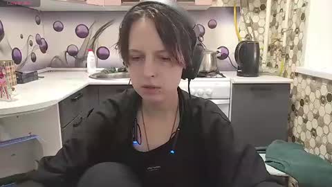 Snapshot of sharleenyodis chatting on 26, 6, 2026 Sara online show from 26, 6, 2026