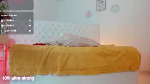 Sharlot online show from 5, 12, 2025