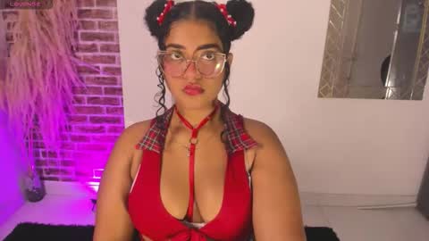 Sharlot online show from 4, 3, 2026