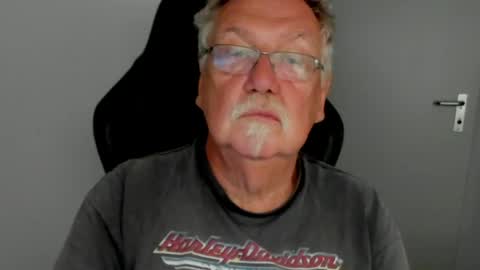 sharlots_pet online show from 3, 5, 2026