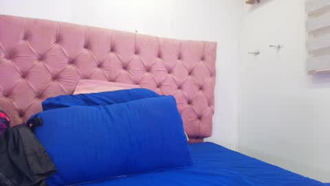 Sharlott online show from 13, 1, 2025