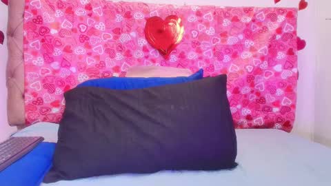 Sharlott online show from 15, 2, 2025