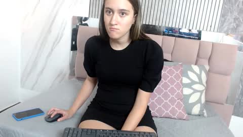 Sara online show from 26, 11, 2025