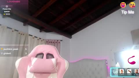 Snapshot of sharlotte_milk24 chatting on 4, 6, 2026 sharlotte_milk24 online show from 4, 6, 2026