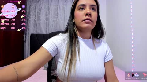 Snapshot of sharon__cambel_ chatting on 24, 1, 2025 S H A R O N C A M B E L L INDEPENDENT MODEL online show from 24, 1, 2025