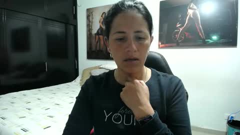 Snapshot of sharoon__cherry_ chatting on 21, 2, 2026 sharon online show from 21, 2, 2026