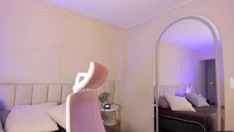 SHAROON online show from 15, 4, 2026