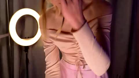 Alexandra online show from 20, 12, 2025