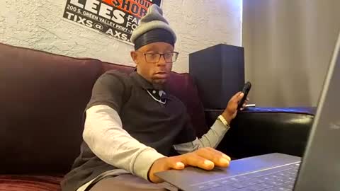 Snapshot of shawnvegas67 chatting on 5, 2, 2026 shawnvegas67 online show from 5, 2, 2026