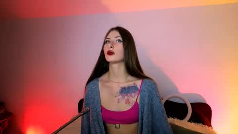 Snapshot of shawty__shy chatting on 5, 10, 2025 Devika online show from 5, 10, 2025
