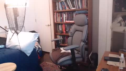 sheepishlion online show from 21, 10, 2025