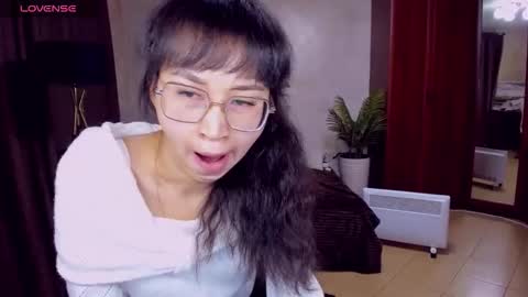 Snapshot of sheilafreman chatting on 12, 11, 2025 Sheila online show from 12, 11, 2025