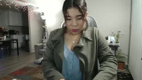 sheilyn_smith online show from 25, 11, 2025