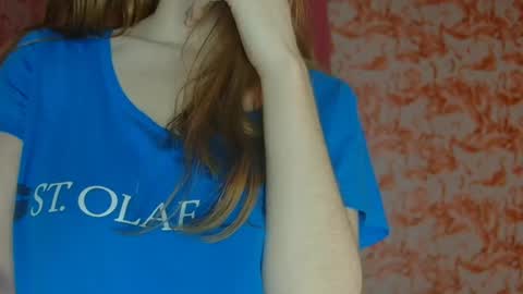 Snapshot of shelikessoymilk chatting on 1, 2, 2025 Erika online show from 1, 2, 2025