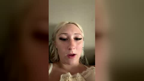 shellbell00 online show from 1, 6, 2026