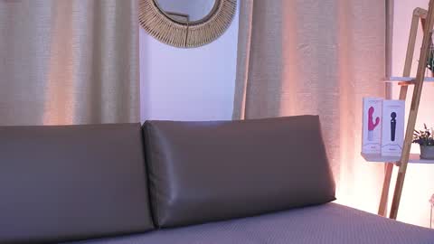  Transmission schedule Monday - Friday 715 am to 200 pm time Colombia  online show from 6, 11, 2025