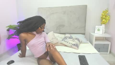 shelsy_issy online show from 31, 10, 2025