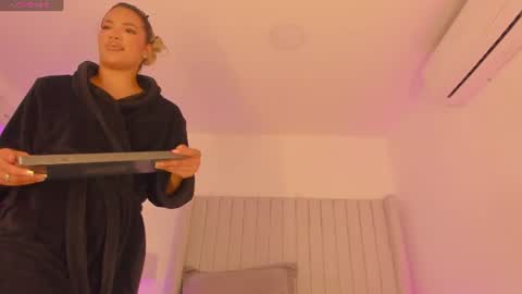 Snapshot of shelynna_azzul chatting on 21, 6, 2026 shelynna_azzul online show from 21, 6, 2026
