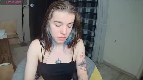 Snapshot of shelyymoon chatting on 6, 3, 2025 ShelyMoon online show from 6, 3, 2025