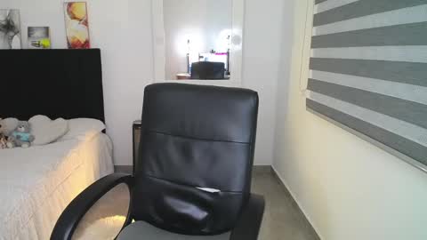 Sheryl Stone2 online show from 4, 2, 2025