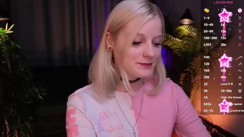 Snapshot of shinejoan chatting on 19, 9, 2025 help me reach my first 25 thumbs up online show from 19, 9, 2025