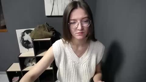 Snapshot of shining_pearl chatting on 20, 5, 2026 Jesica online show from 20, 5, 2026