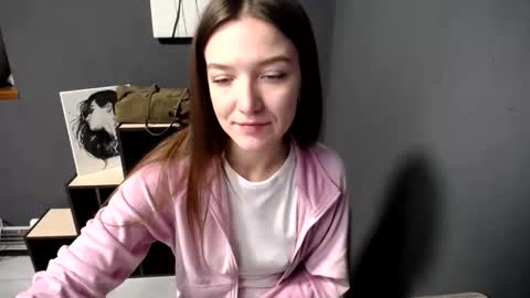 Snapshot of shining_pearl chatting on 1, 6, 2026 Jesica online show from 1, 6, 2026