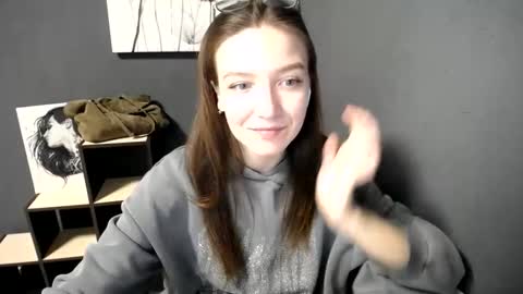 Snapshot of shining_pearl chatting on 4, 6, 2026 Jesica online show from 4, 6, 2026