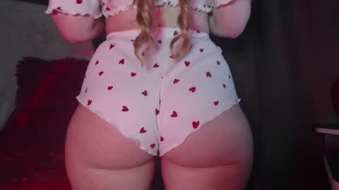 shinoa hiirag online show from 14, 2, 2025