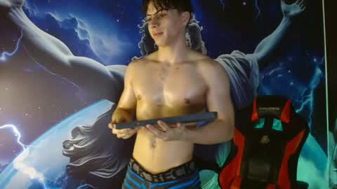 Snapshot of shinobi_grey chatting on 18, 12, 2024  .. shinobi .. online show from 18, 12, 2024