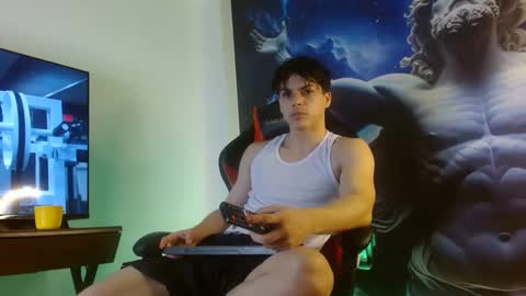 Snapshot of shinobi_grey chatting on 8, 1, 2025  .. shinobi .. online show from 8, 1, 2025