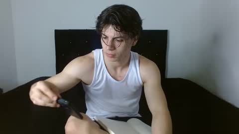 Snapshot of shinobi_grey chatting on 14, 2, 2025  .. shinobi .. online show from 14, 2, 2025