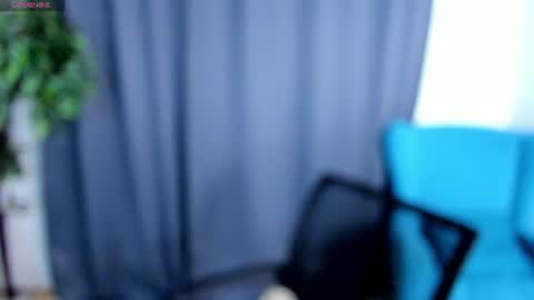 Snapshot of shiny_lisss chatting on 26, 6, 2026 Lisa online show from 26, 6, 2026