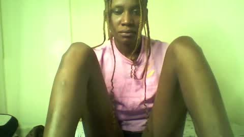 Snapshot of shipeta2 chatting on 24, 4, 2026 detiefmagdalina2026 online show from 24, 4, 2026