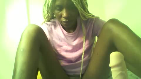 Snapshot of shipeta2 chatting on 18, 5, 2026 detiefmagdalina2026 online show from 18, 5, 2026