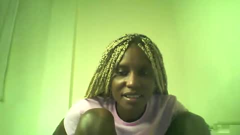 Snapshot of shipeta2 chatting on 2, 6, 2026 detiefmagdalina2026 online show from 2, 6, 2026
