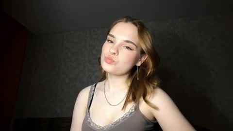 Snapshot of shondareadus chatting on 18, 3, 2026 Sade online show from 18, 3, 2026