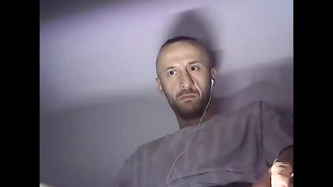 Snapshot of shooter_coool chatting on 9, 10, 2025 shooter_coool online show from 9, 10, 2025