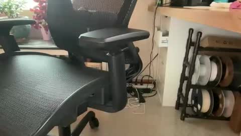 showflyer06 online show from 2, 12, 2025