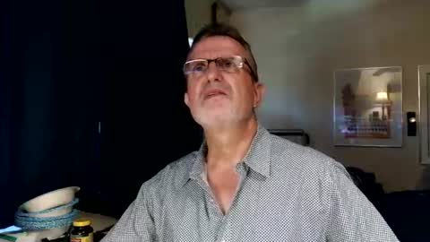 Snapshot of shrewtamer chatting on 1, 8, 2026 shrewtamer online show from 1, 8, 2026