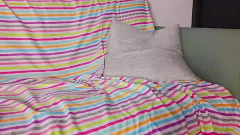 Snapshot of shule71 chatting on 12, 5, 2026 shule71 online show from 12, 5, 2026