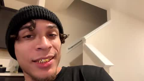 shurthingxx online show from 19, 2, 2025