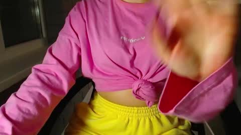 shy_26 online show from 24, 9, 2025