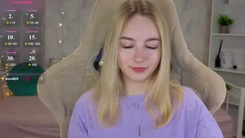 Snapshot of shy__polly chatting on 19, 7, 2026 Polly online show from 19, 7, 2026